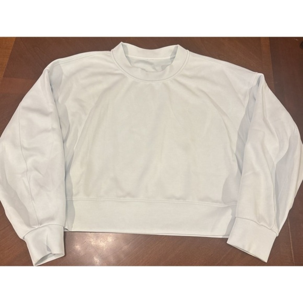 Lululemon Softstreme Perfectly Oversized Cropped Crew Baby Blue Sz‎ 8